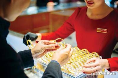 买涨不买跌？金价狂飙金饰却没人买……