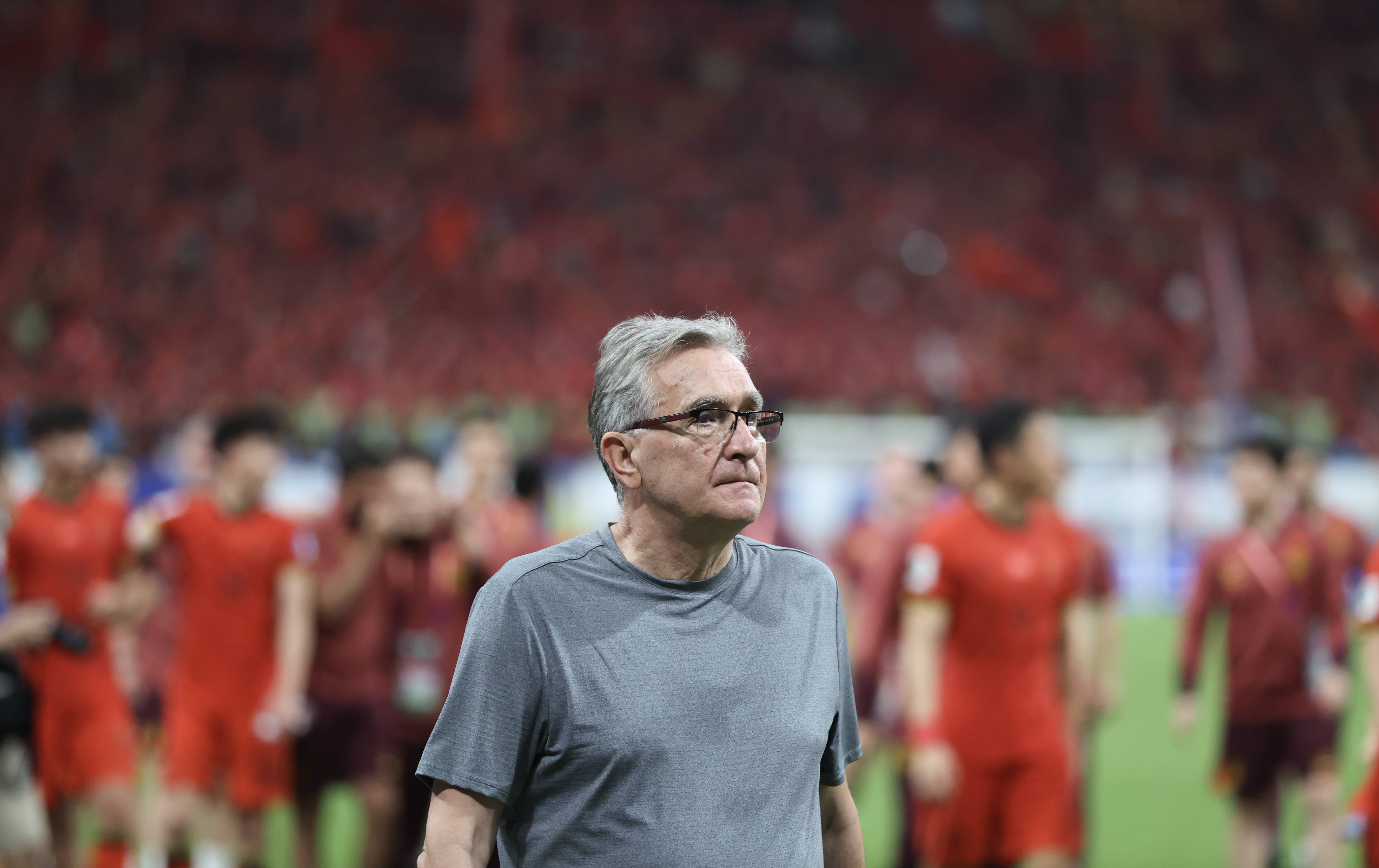 缺钱！国足教练团队预算仅100-120万欧 伊万已是降薪执教