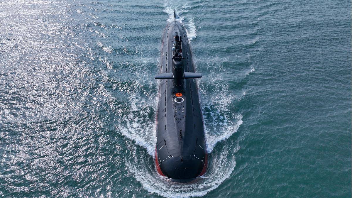 就离谱!中国“基洛”服役20年回娘家,遇到刚入列的新“基洛”?