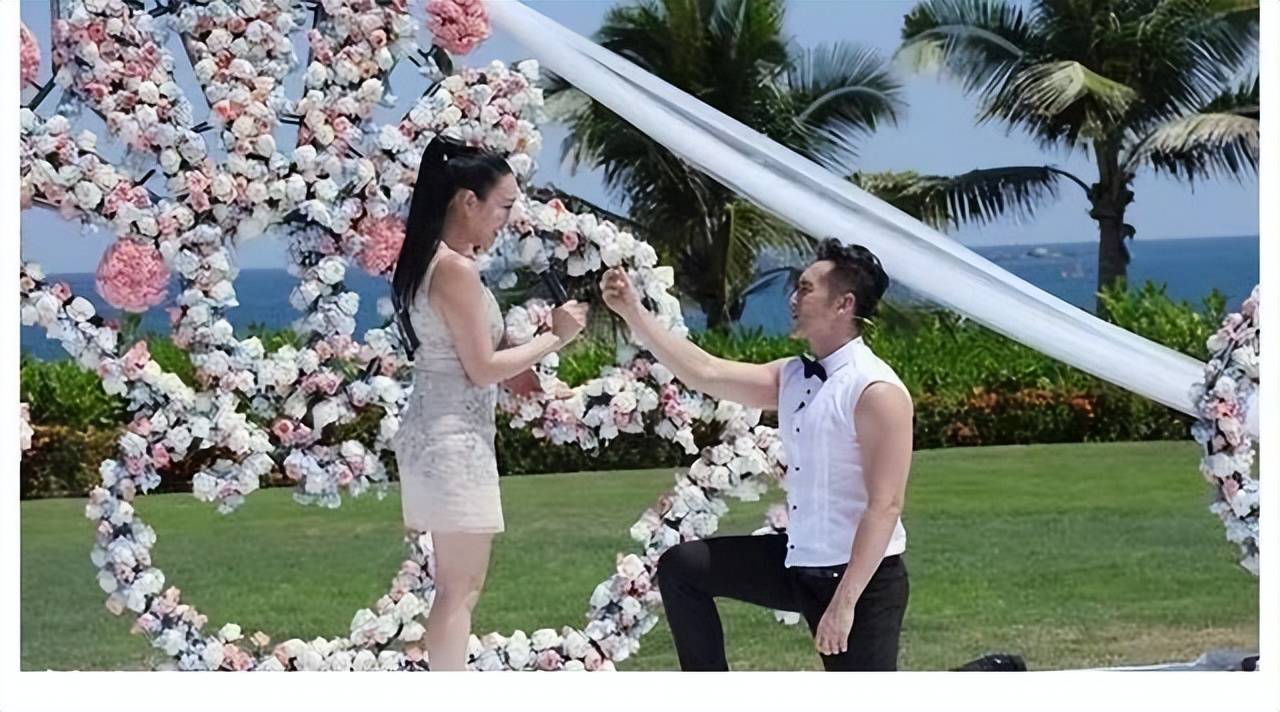 考古|张伦硕称张维伊像以前的自己 ，曾娶大11岁钟丽缇被嘲，如今成为重组家庭中教科书般的男人？