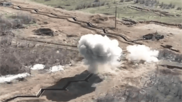 乌把所有人都骗了！大部队不再隐藏，一冒头就突破阵地狂飙4公里