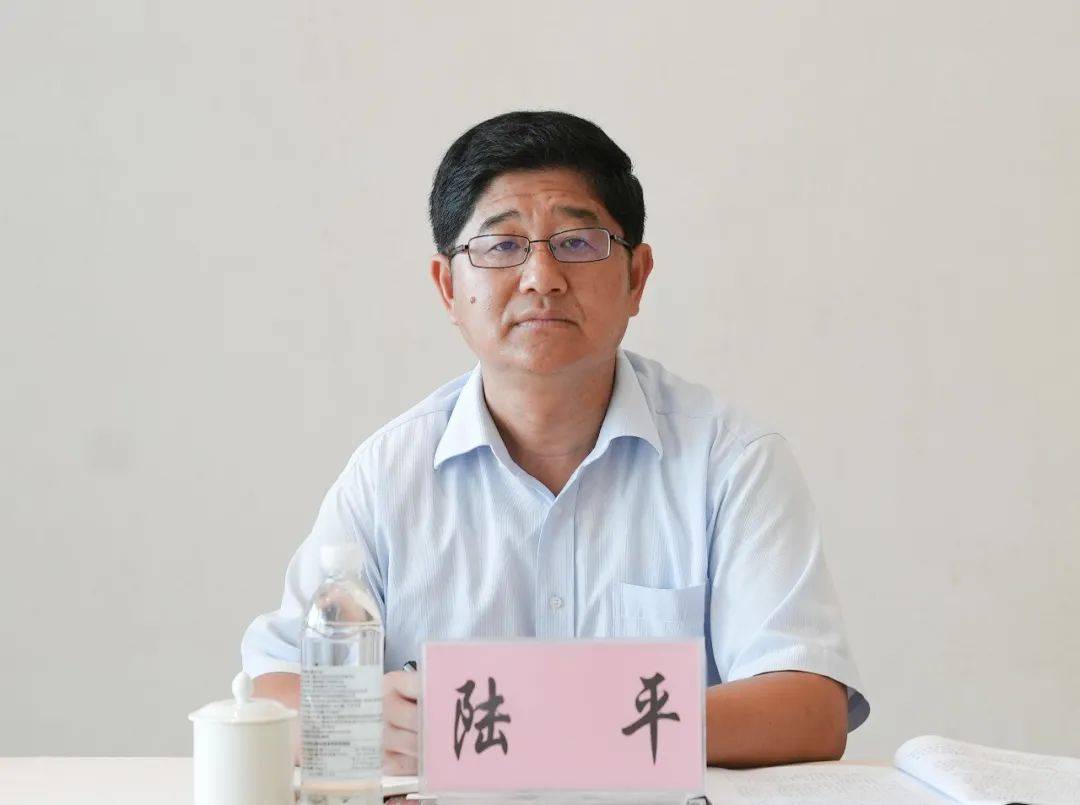 云南省昆明市政协原主席杨皕、红河州政协原主席庞俊、普洱市政协原主席陆平，同日被撤销委员资格