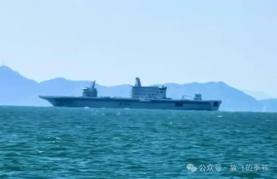官泄！国产某无人机航母已悄悄服役！中国航母数量已不可查？