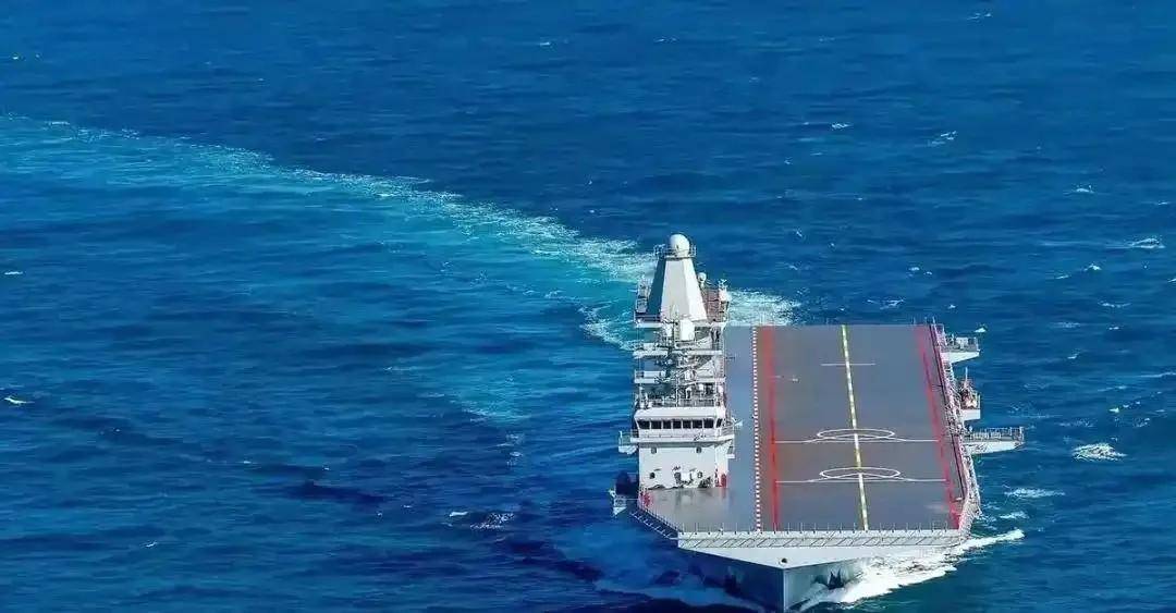 官泄！国产某无人机航母已悄悄服役！中国航母数量已不可查？