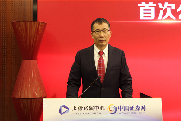 中信证券董事长(中信证券董事长张佑君)